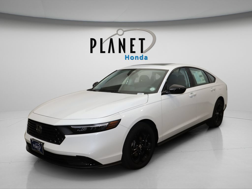 Certified 2025 Honda Accord SE image 4