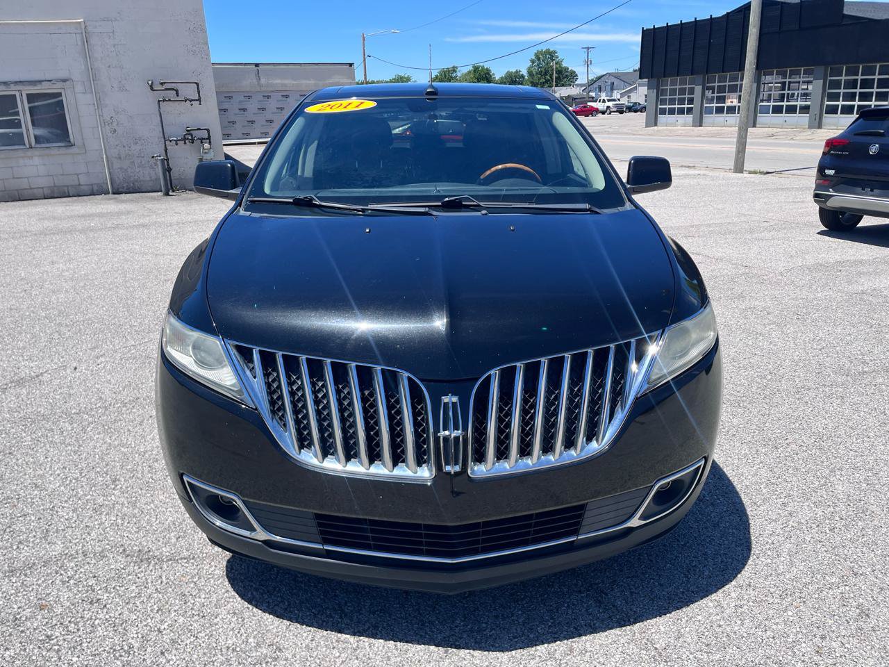 Used 2011 Lincoln MKX 2WD w/ 101A Rapid Spec Order Code image 8