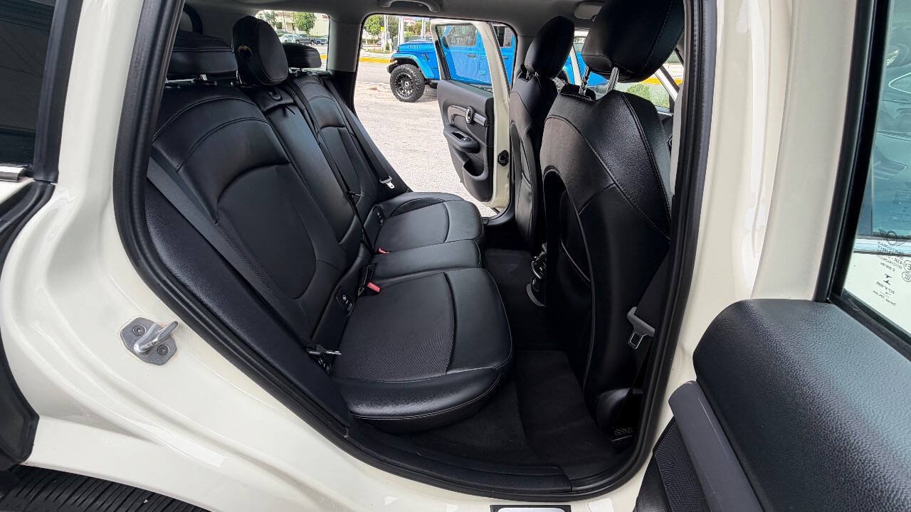 Used 2017 MINI Cooper Clubman S FWD image 12