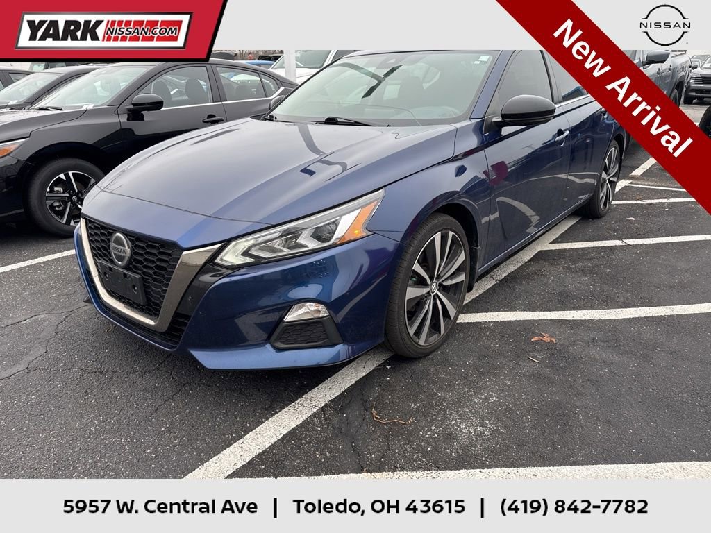 Used 2021 Nissan Altima 2.5 SR w/ SR Premium Package