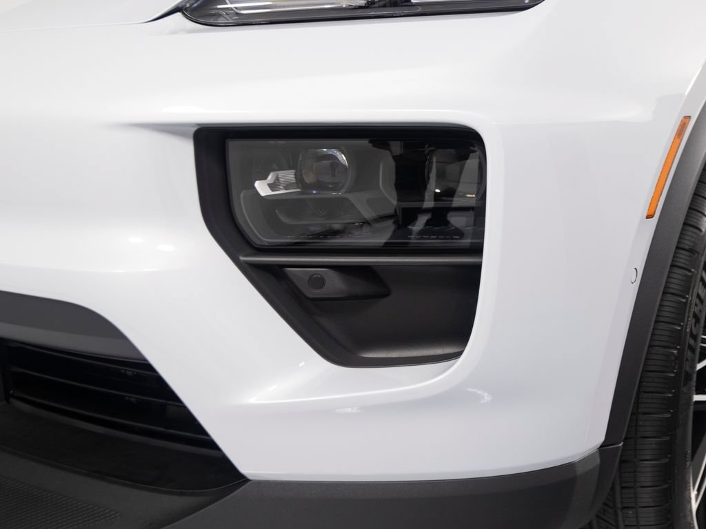 New 2026 Porsche Macan 4 Electric AWD/4WD image 40