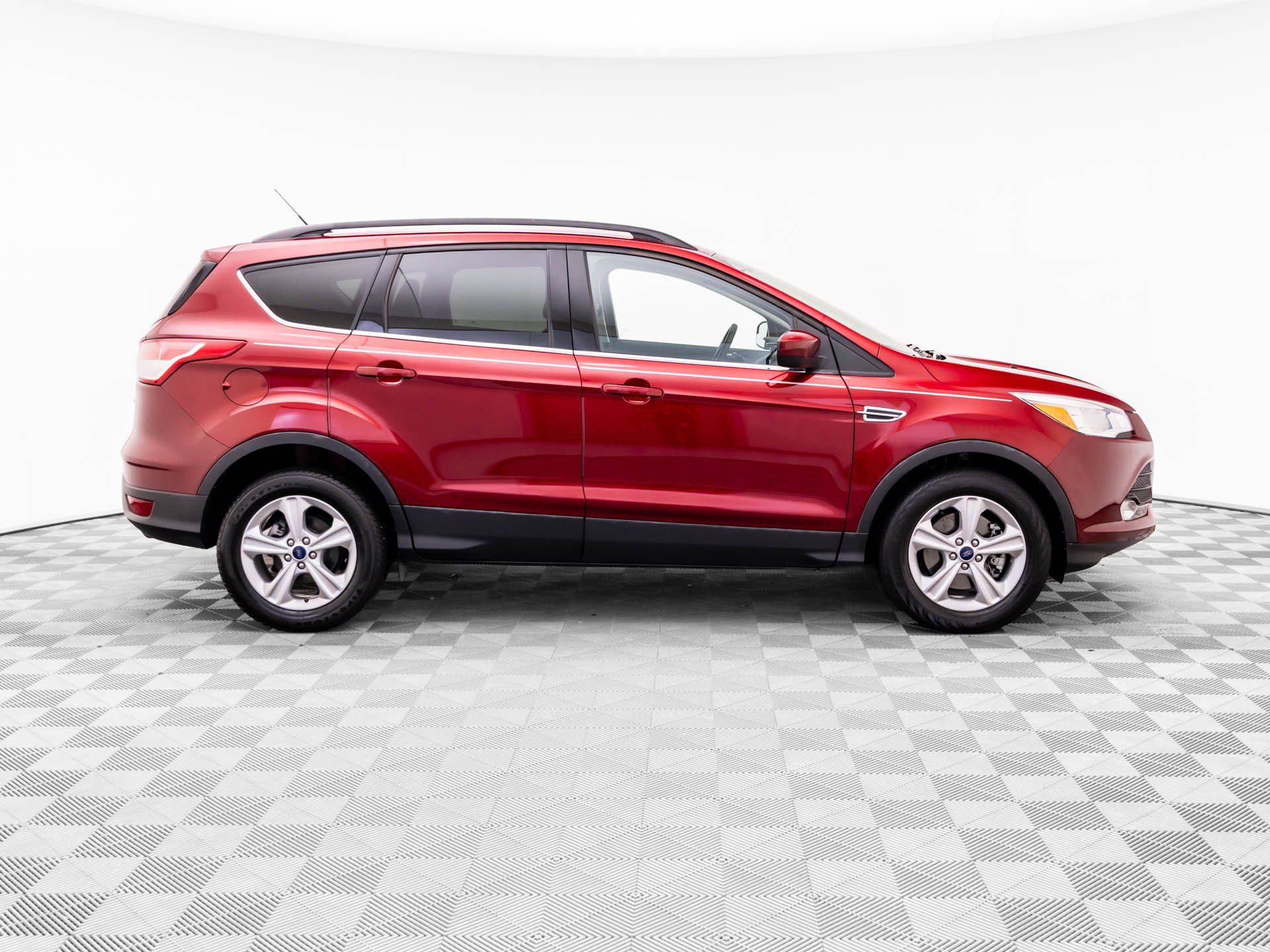 Used 2014 Ford Escape SE w/ Equipment Group 201A AWD/4WD image 7