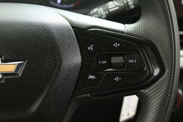 Certified 2025 Chevrolet Trax LS FWD image 15