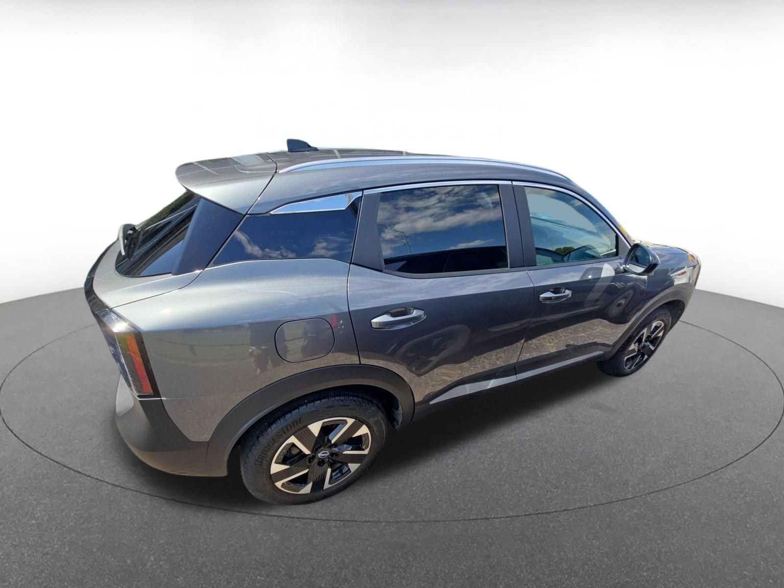 Used 2026 Nissan Kicks SV w/ Cold Weather Package AWD/4WD image 21