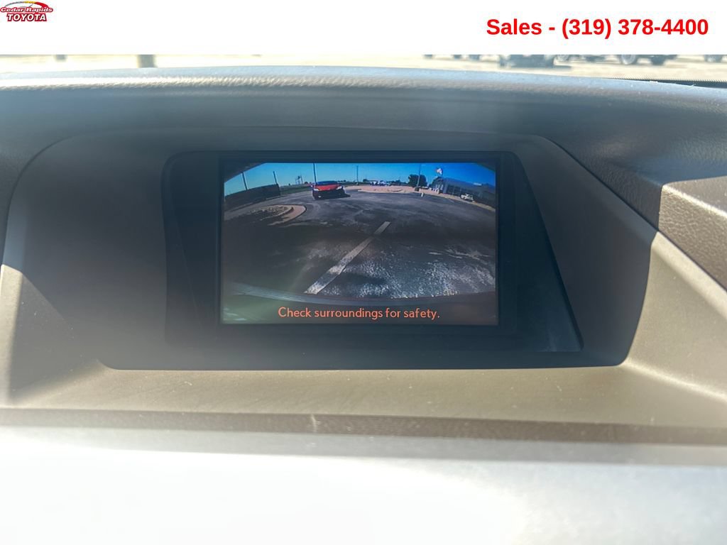 Used 2011 Lexus RX 450h AWD w/ Premium Pkg image 18