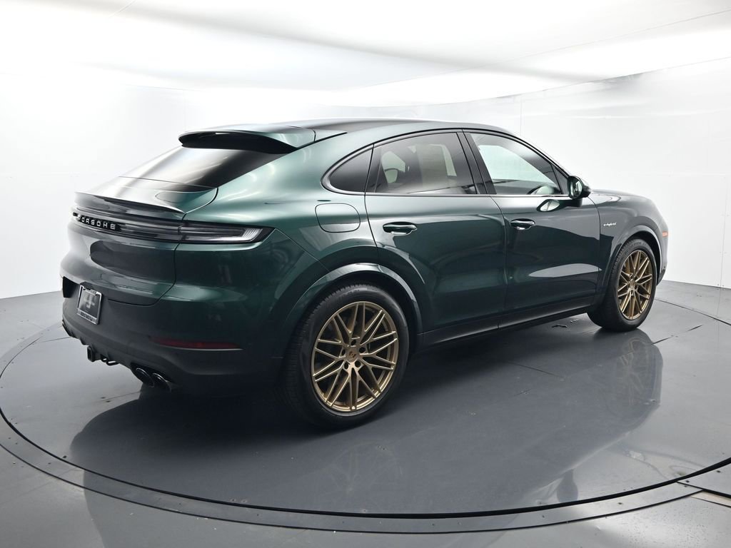 Certified 2025 Porsche Cayenne S AWD/4WD image 15
