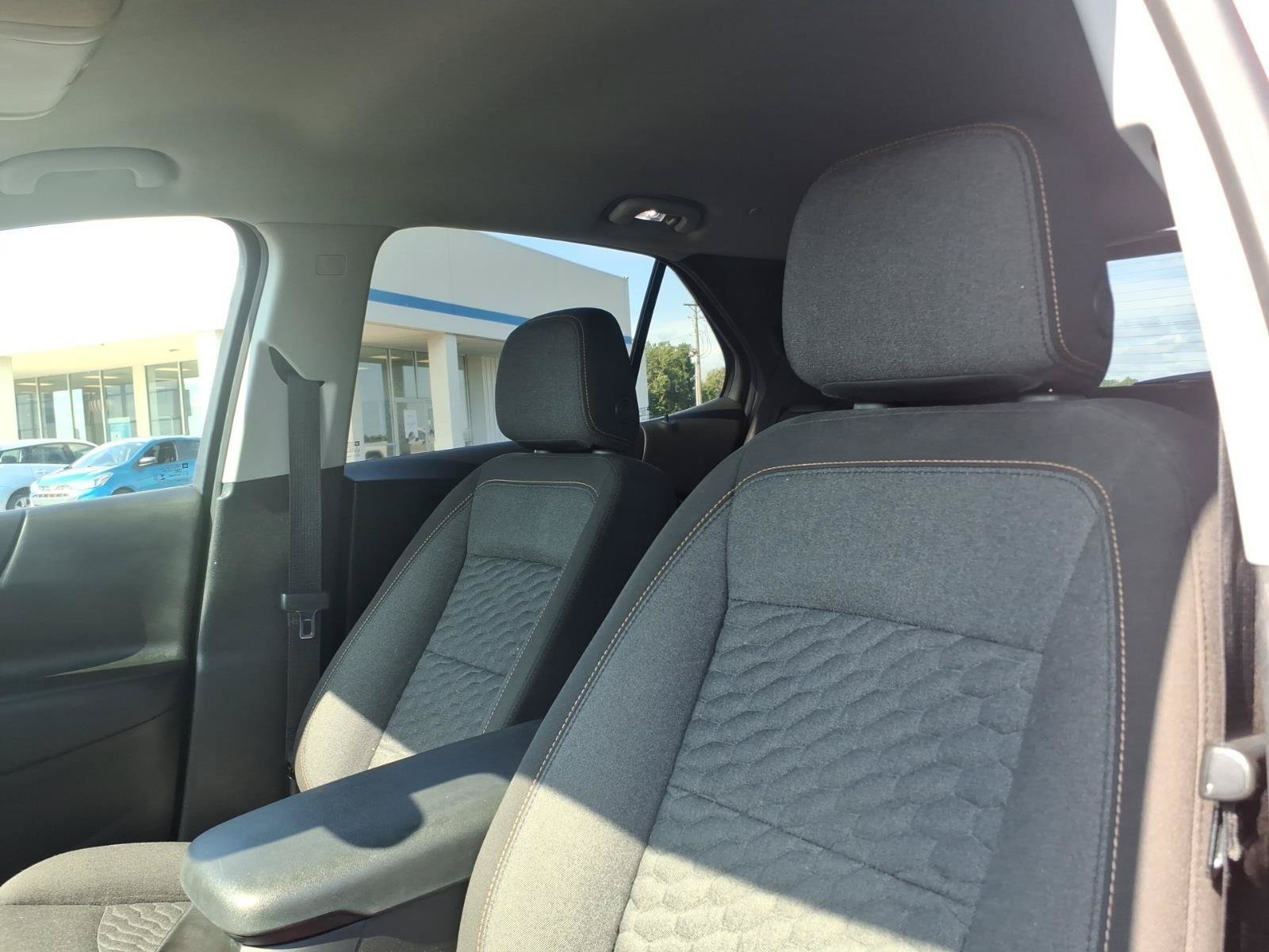 Used 2021 Chevrolet Equinox LT FWD image 18