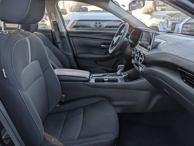 Used 2025 Nissan Sentra SV image 30