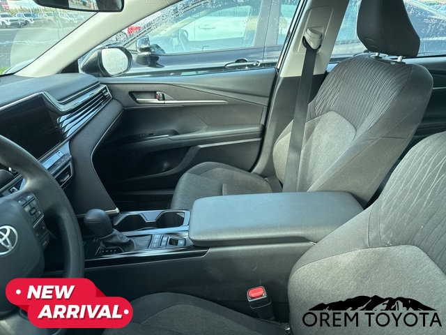 Used 2025 Toyota Camry LE FWD image 20