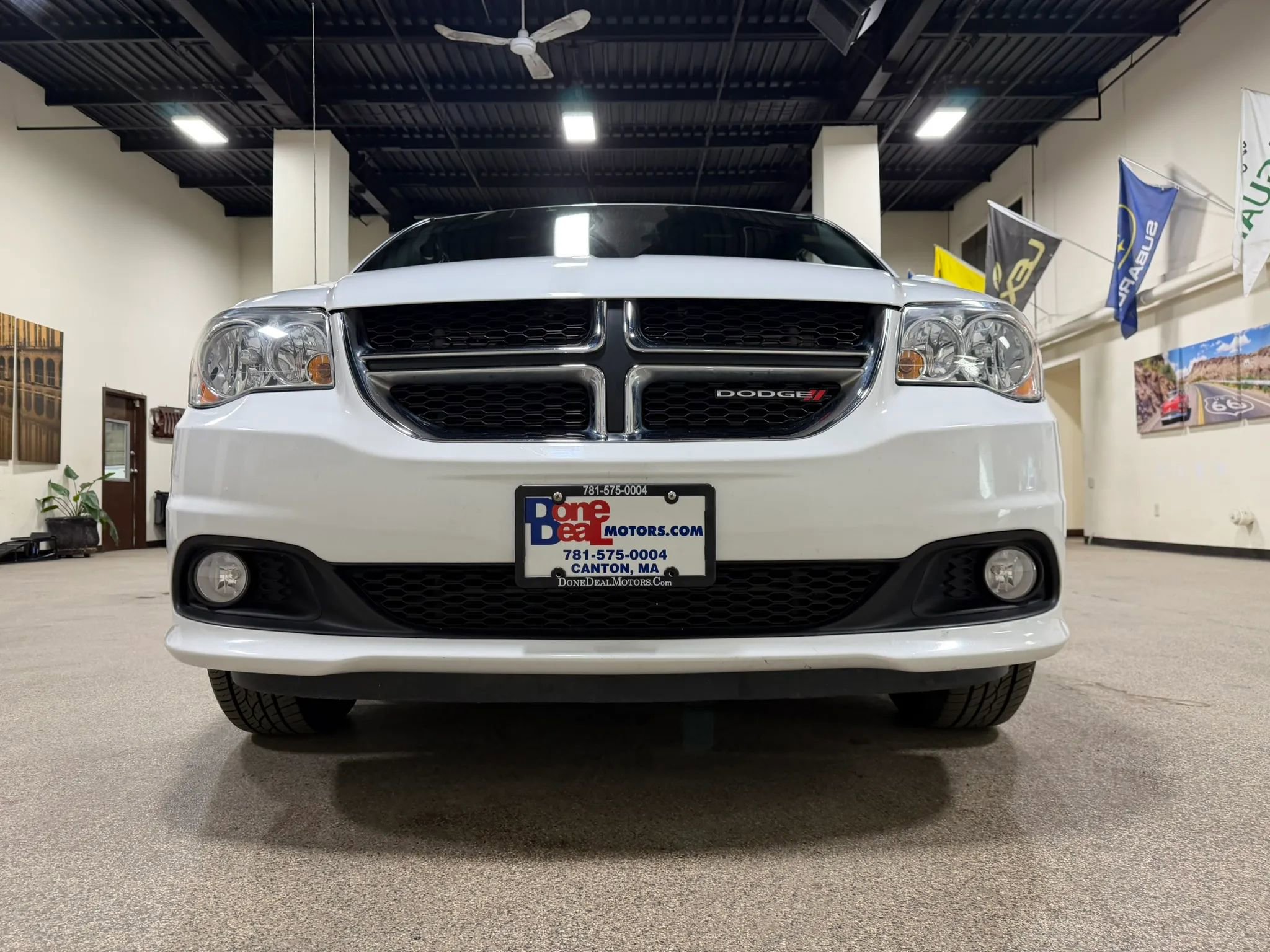 Used 2019 Dodge Grand Caravan SXT FWD image 13