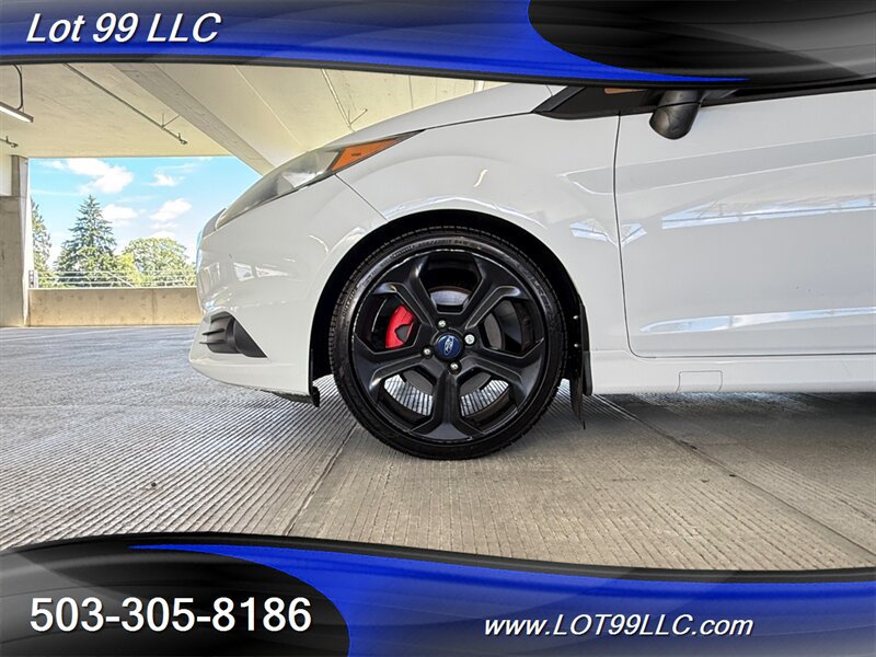 Used 2014 Ford Fiesta ST FWD image 22