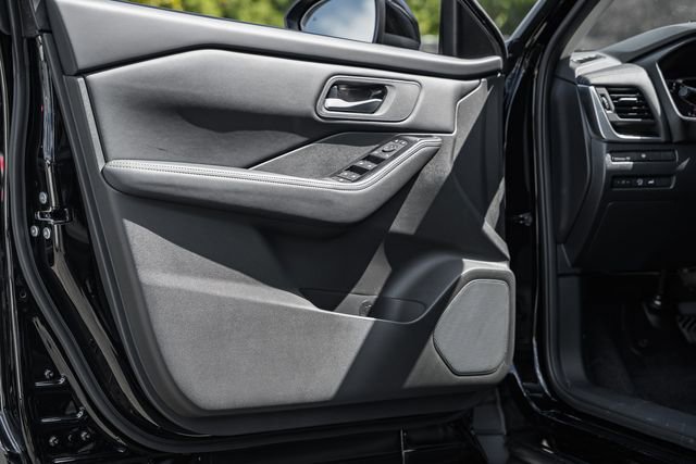 New 2026 Nissan Rogue SV image 34