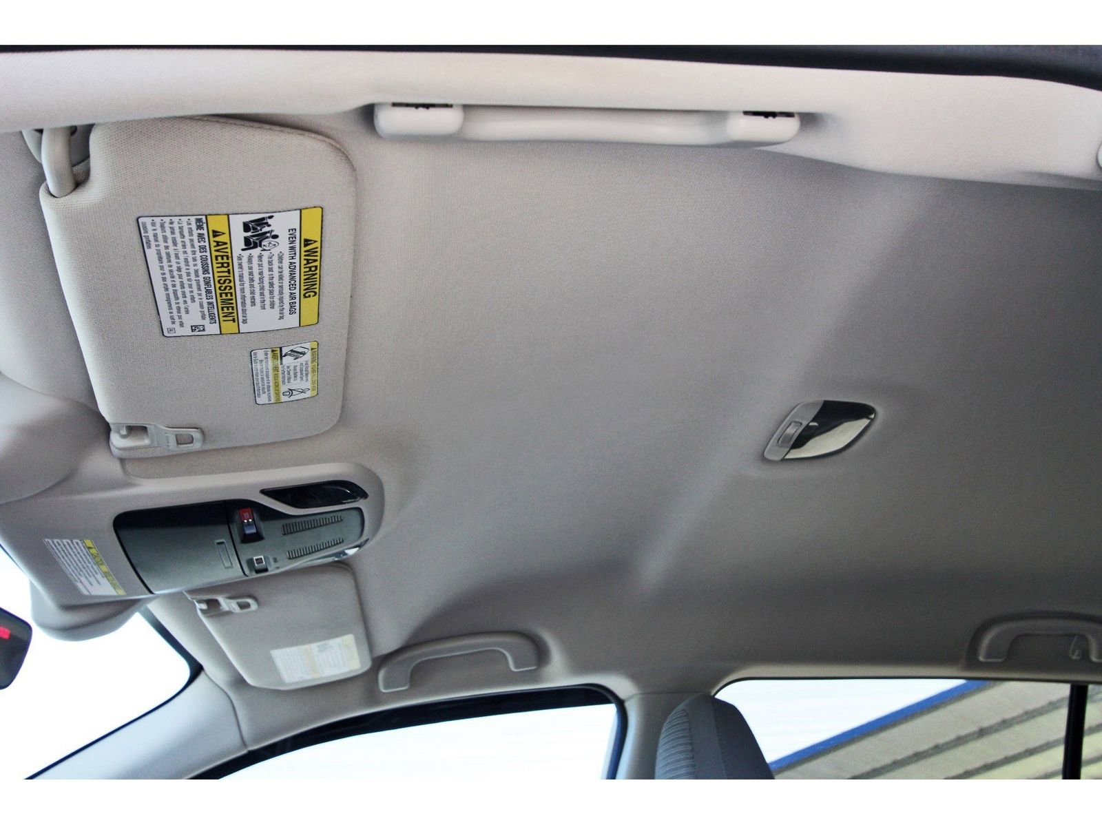 Used 2022 Subaru Outback Premium image 31