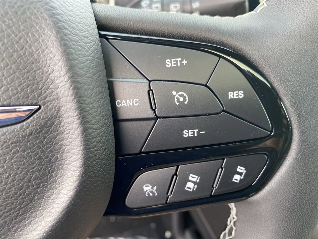 New 2026 Chrysler Pacifica Limited w/ S Appearance Package image 35