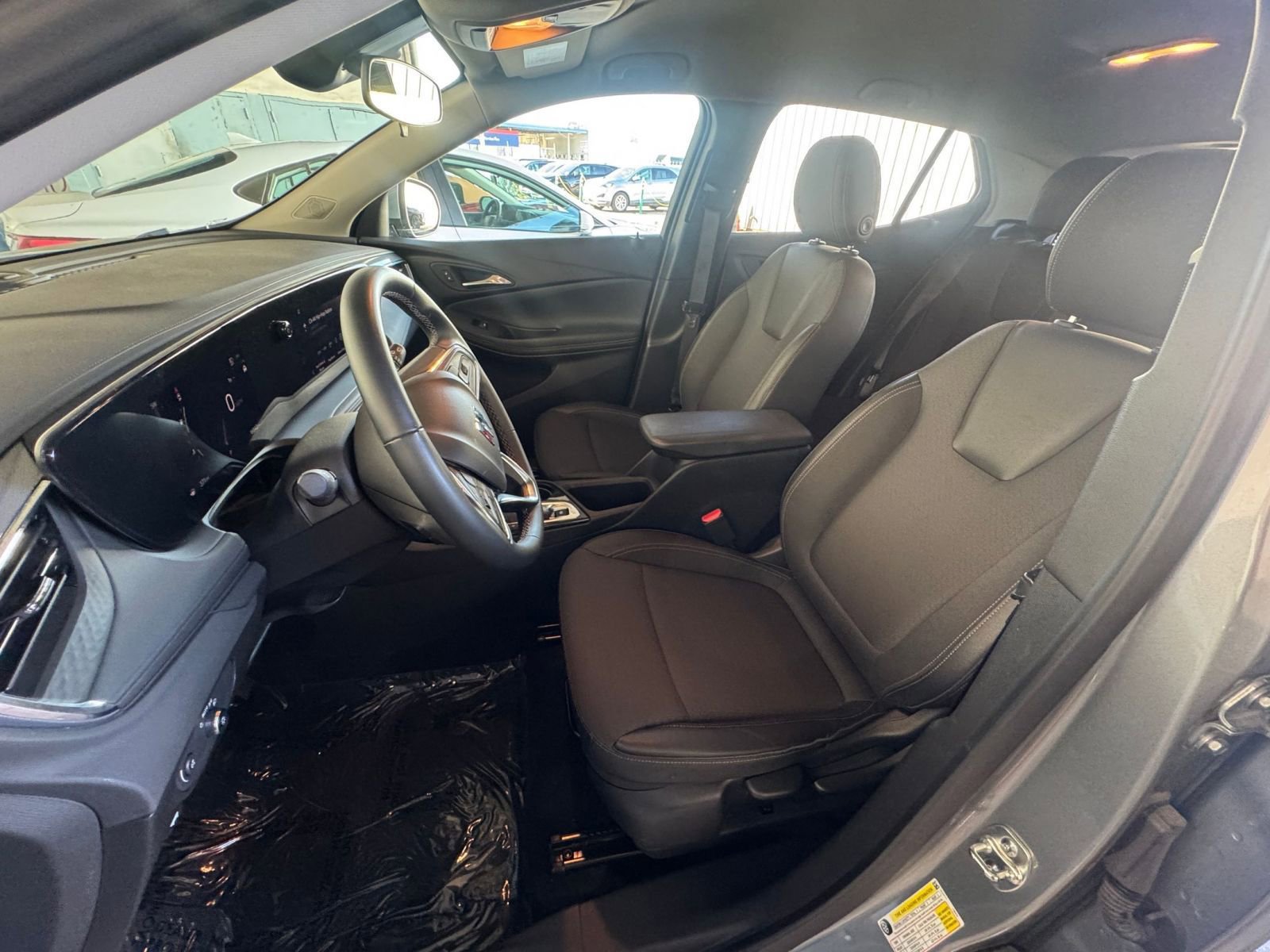 Used 2025 Buick Encore GX Preferred image 35