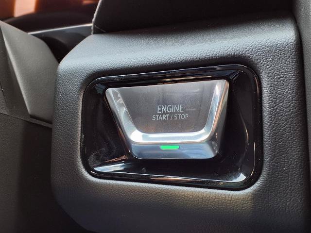 New 2026 GMC Yukon Denali w/ Denali Reserve Package RWD image 10