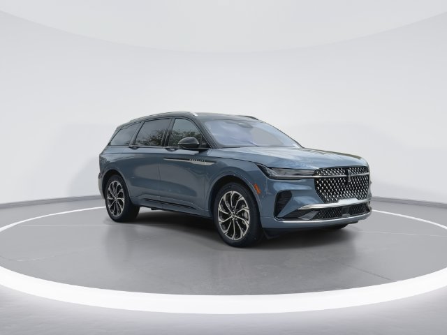 New 2026 Lincoln Nautilus Reserve AWD/4WD image 2