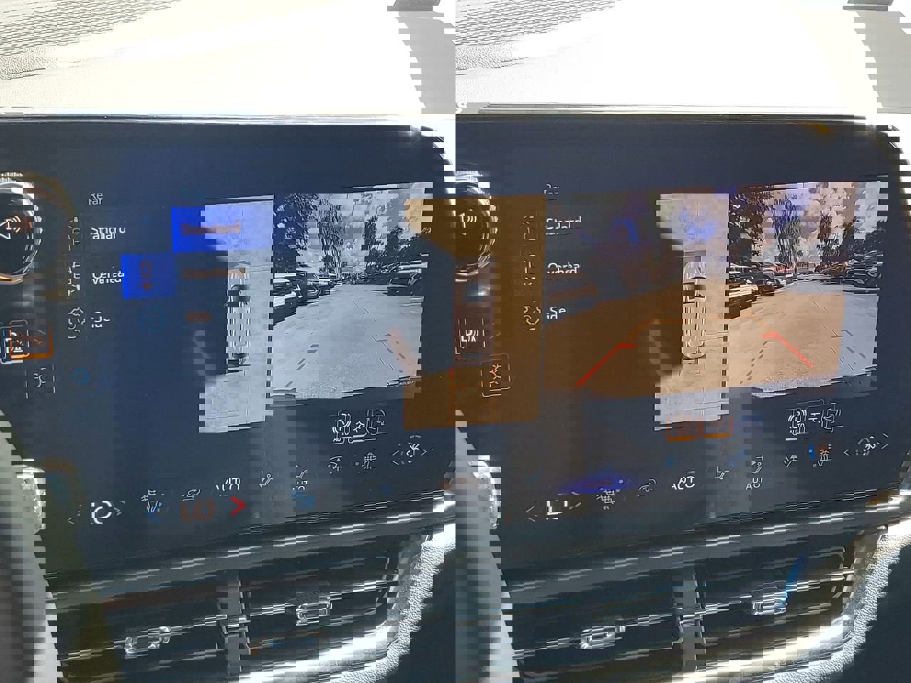 New 2026 Chevrolet Equinox EV LT w/ Comfort Package image 23