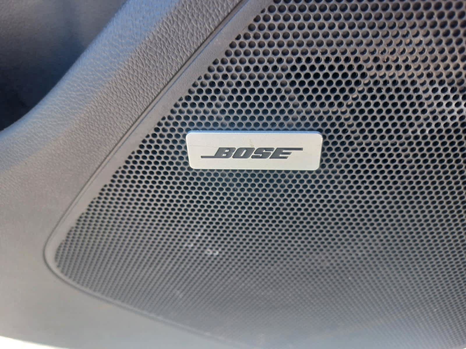 Used 2023 Chevrolet Bolt EUV Premier w/ Sun & Sound Package FWD image 17