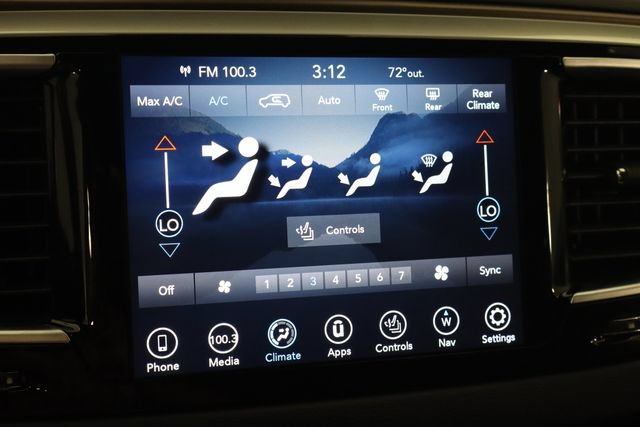 Used 2019 Chrysler Pacifica Touring-L Plus w/ Advanced Safetytec Group FWD image 33