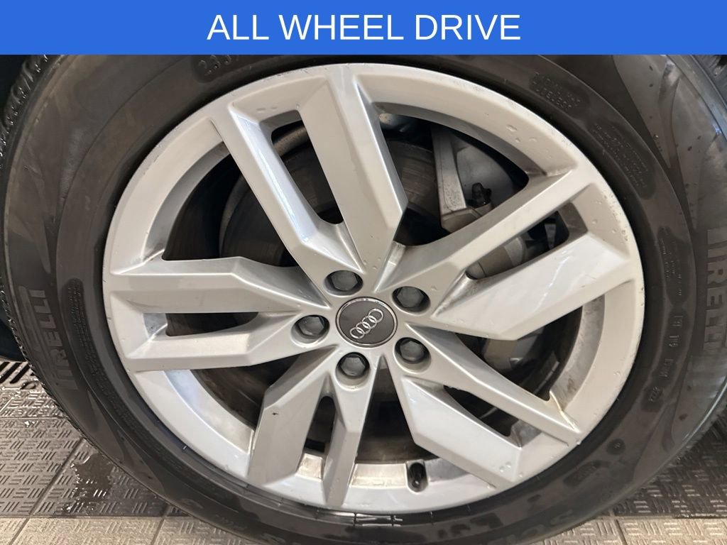Used 2020 Audi Q5 2.0T Premium w/ Convenience Package image 6