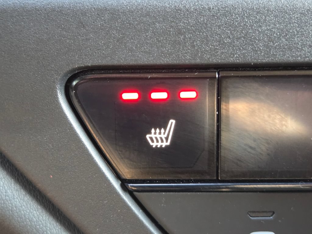 Certified 2023 Honda Accord EX image 6