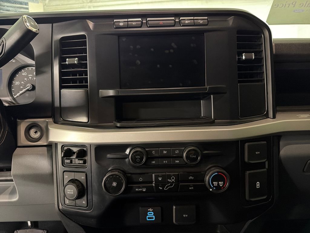 Used 2024 Ford F250 XL w/ STX Appearance Package AWD/4WD image 21