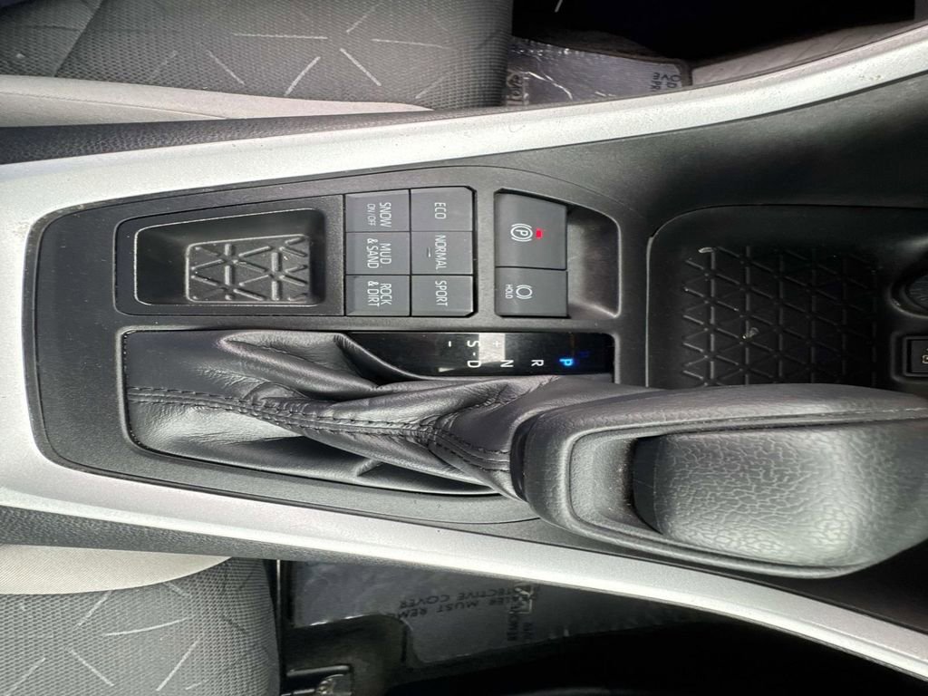 Used 2023 Toyota RAV4 XLE image 35