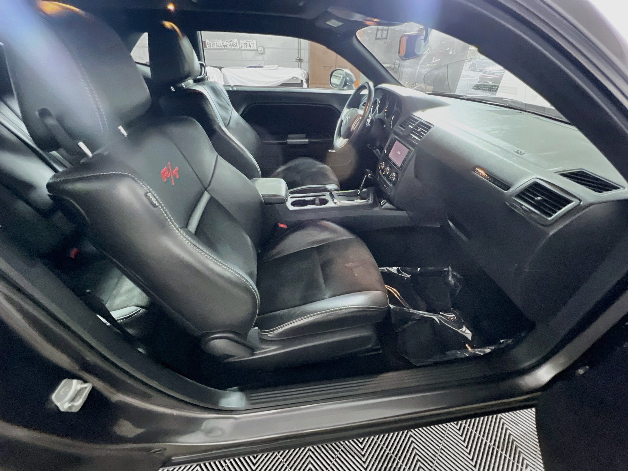 Used 2014 Dodge Challenger R/T RWD image 29
