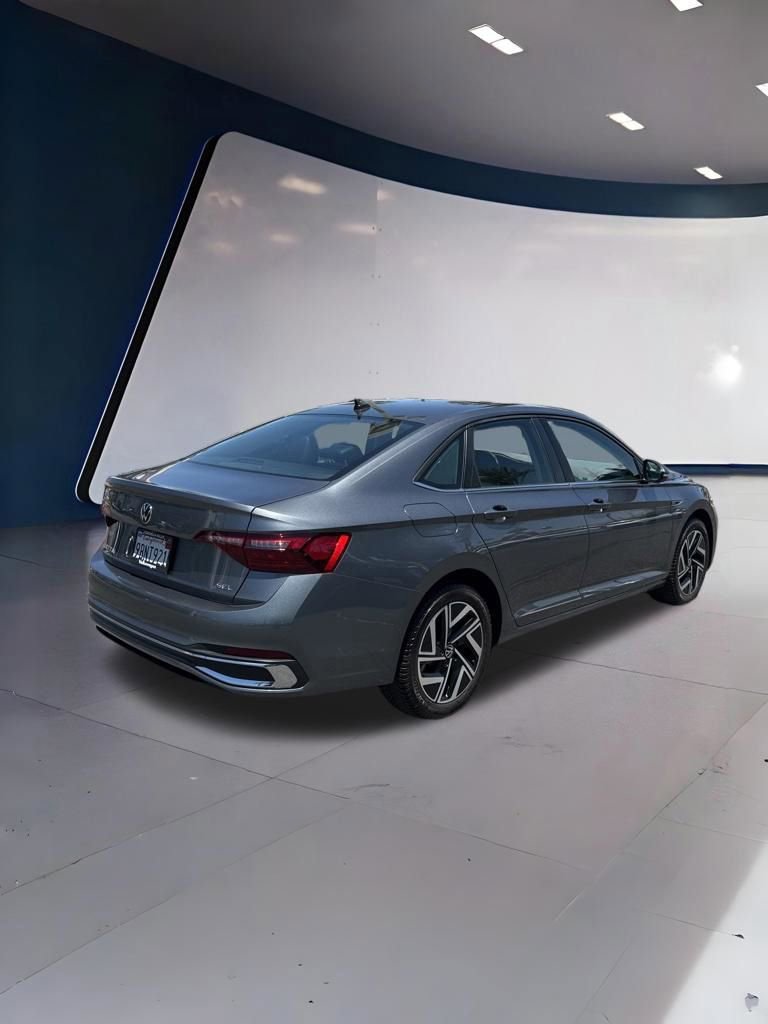 Certified 2022 Volkswagen Jetta SEL FWD video 2