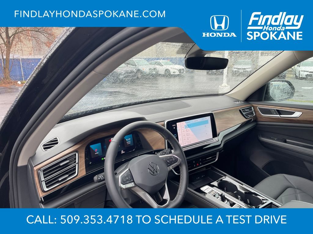 Used 2024 Volkswagen Atlas SE image 12