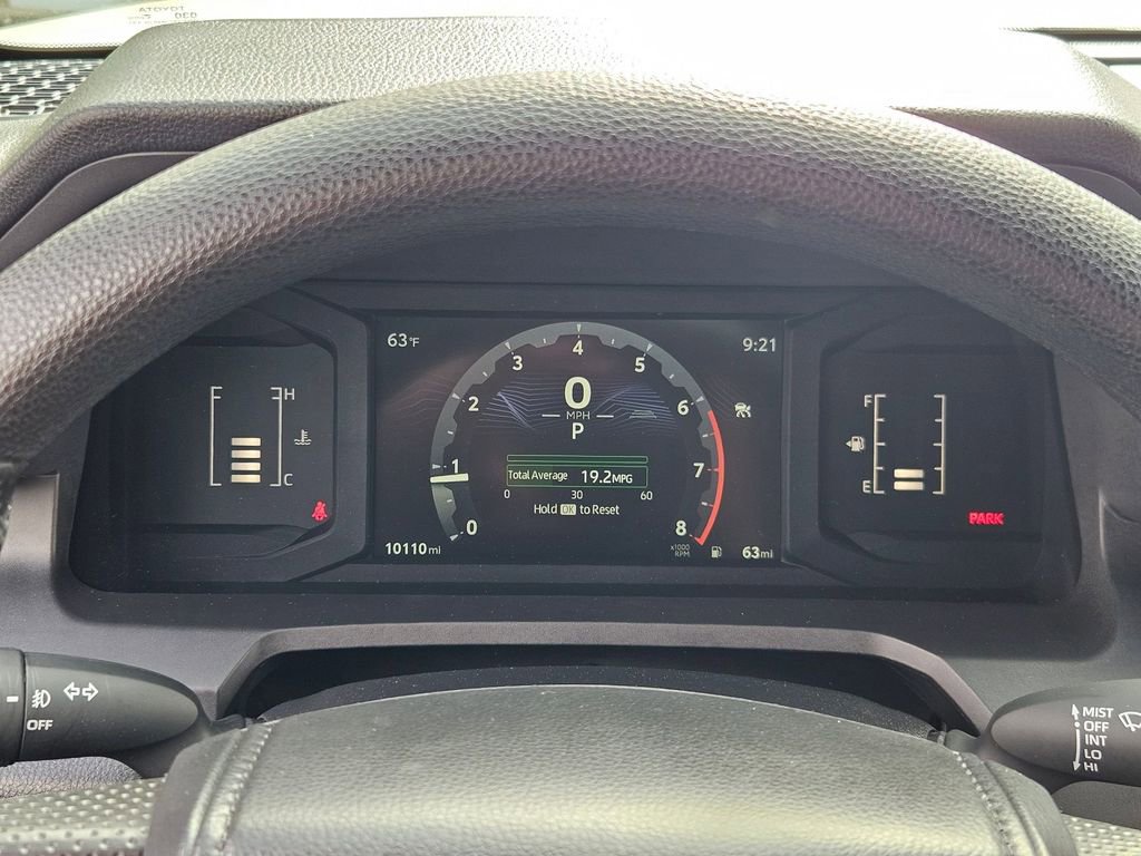 Used 2025 Toyota Tacoma SR5 AWD/4WD image 21