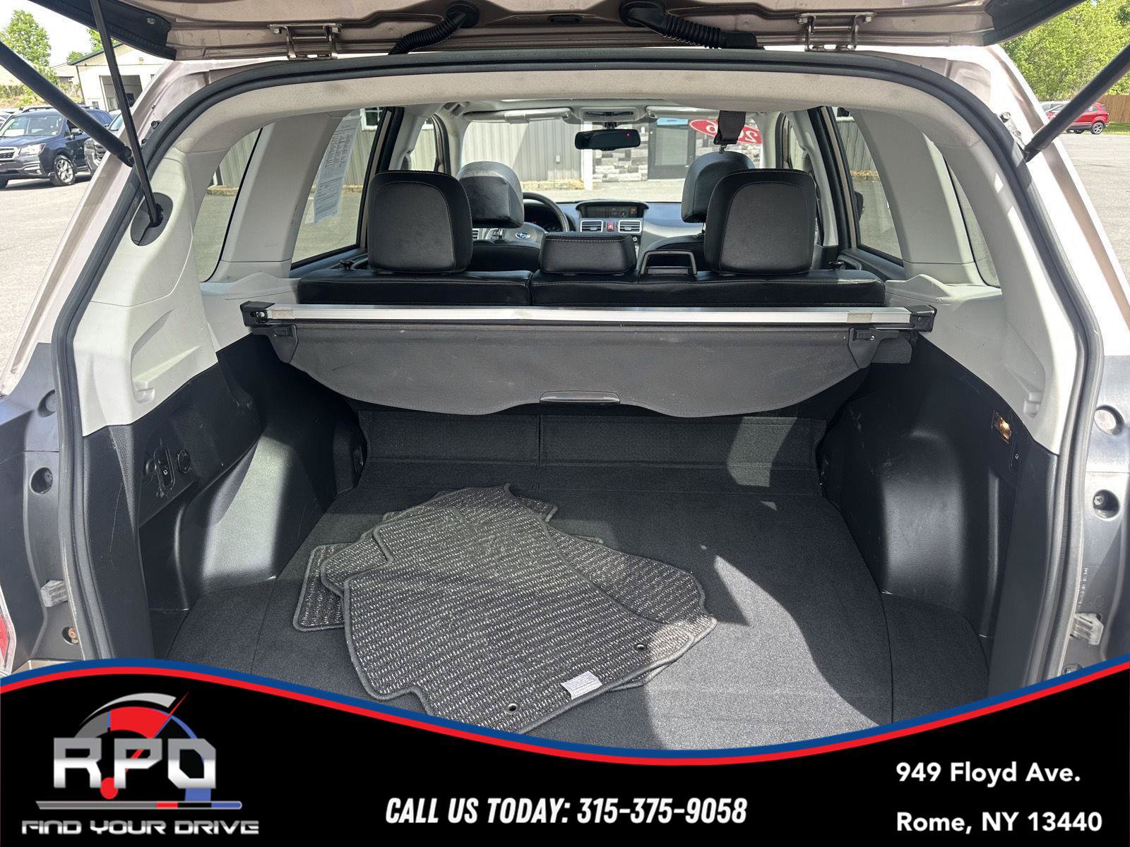 Used 2016 Subaru Forester 2.5i Touring AWD/4WD image 21
