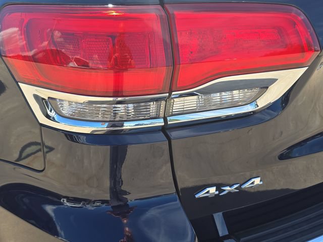 Used 2018 Jeep Grand Cherokee Overland AWD/4WD image 38