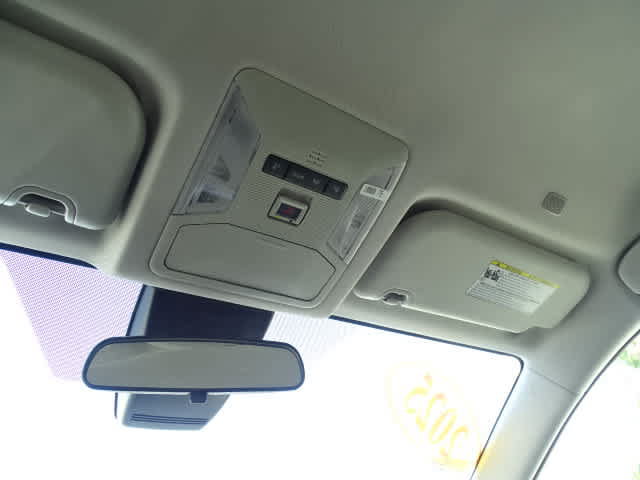 Certified 2025 Toyota RAV4 LE FWD image 34