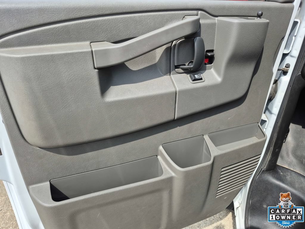 Certified 2025 Chevrolet Express 2500 w/ Driver Convenience Package RWD image 14