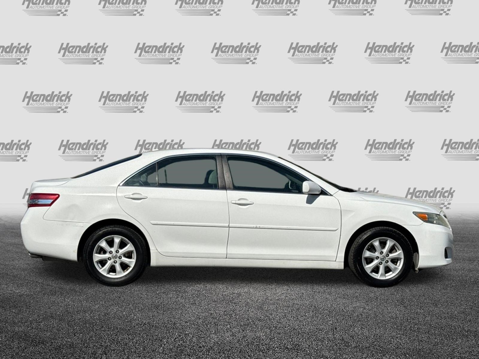 Used 2010 Toyota Camry LE FWD image 3