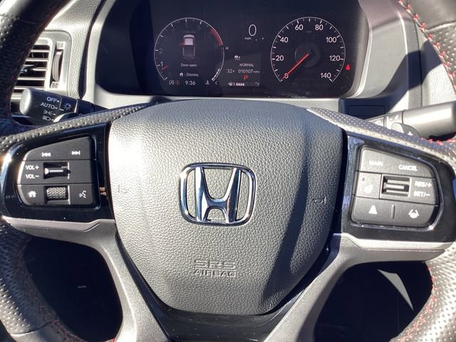 Used 2025 Honda Ridgeline Black Edition image 12