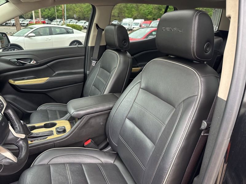 Used 2019 GMC Acadia Denali AWD/4WD image 12