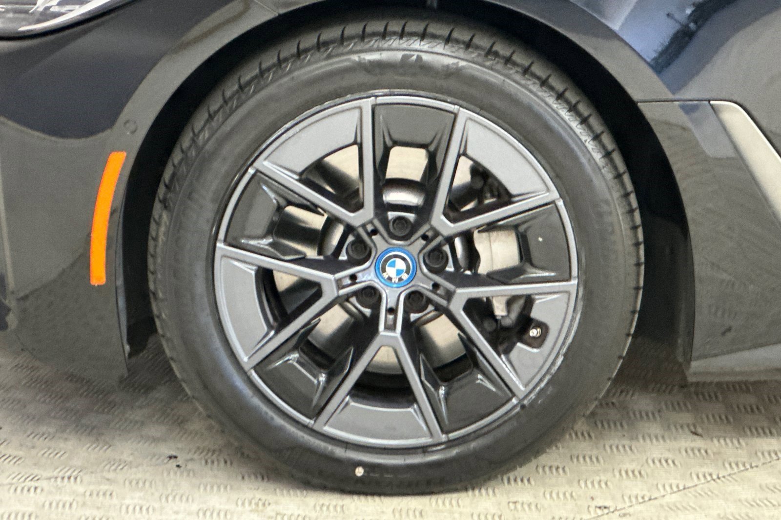 Certified 2023 BMW i4 eDrive35 w/ Premium Package RWD image 11