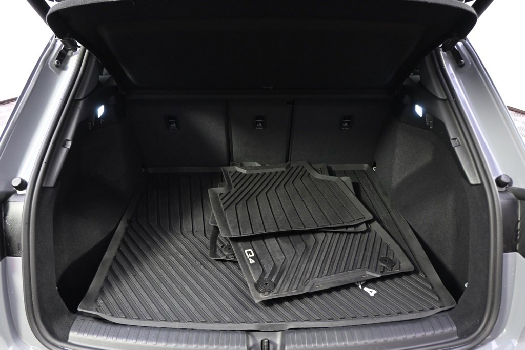 Used 2022 Audi Q4 e-tron Premium w/ Convenience Package image 19