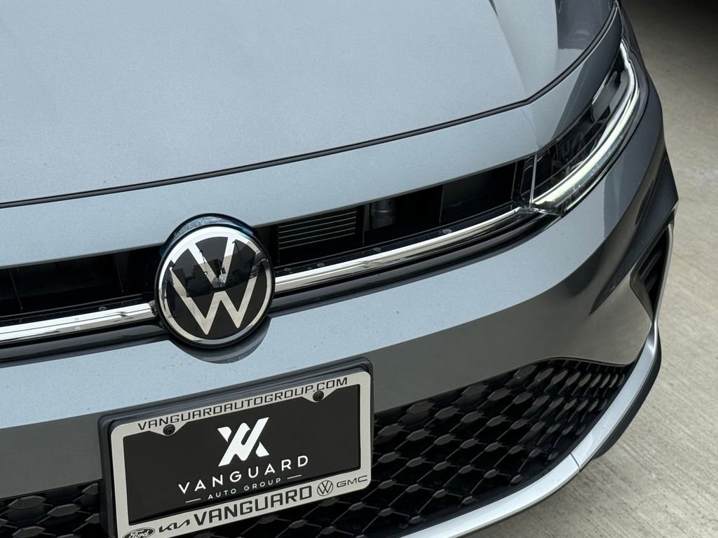 New 2026 Volkswagen Jetta SE image 3