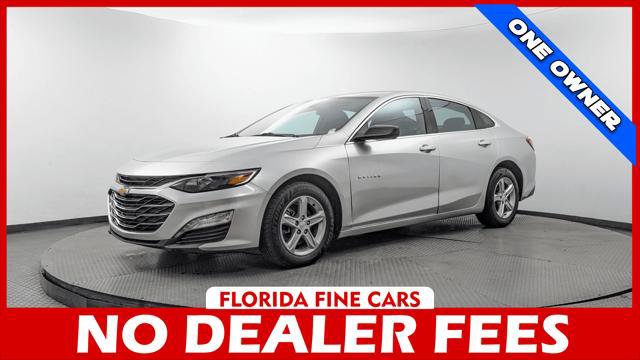 Used 2022 Chevrolet Malibu LT FWD image 1