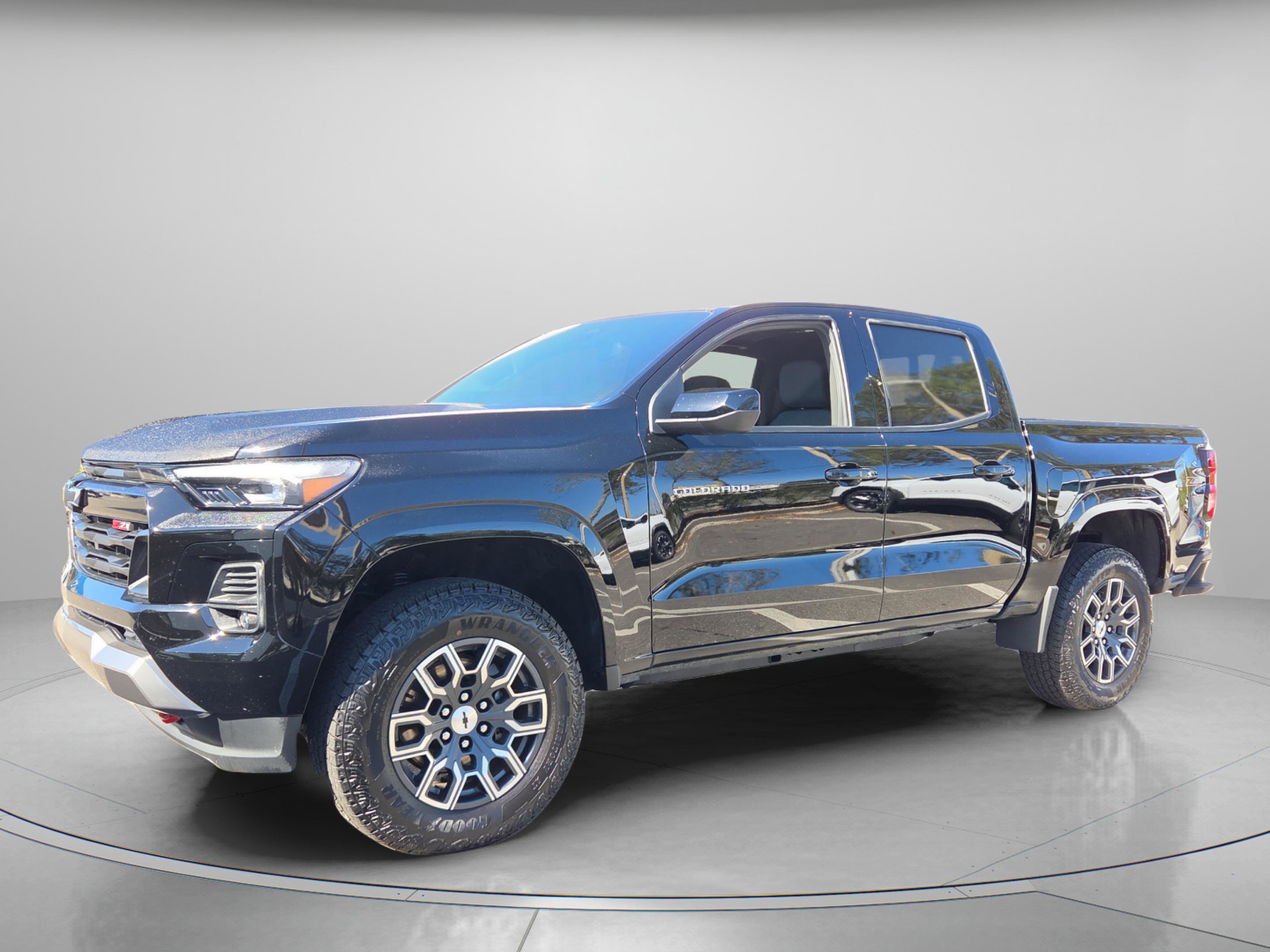 Certified 2024 Chevrolet Colorado Z71 image 2