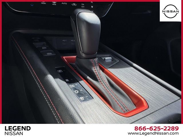 Used 2025 Nissan Kicks SR AWD/4WD image 29
