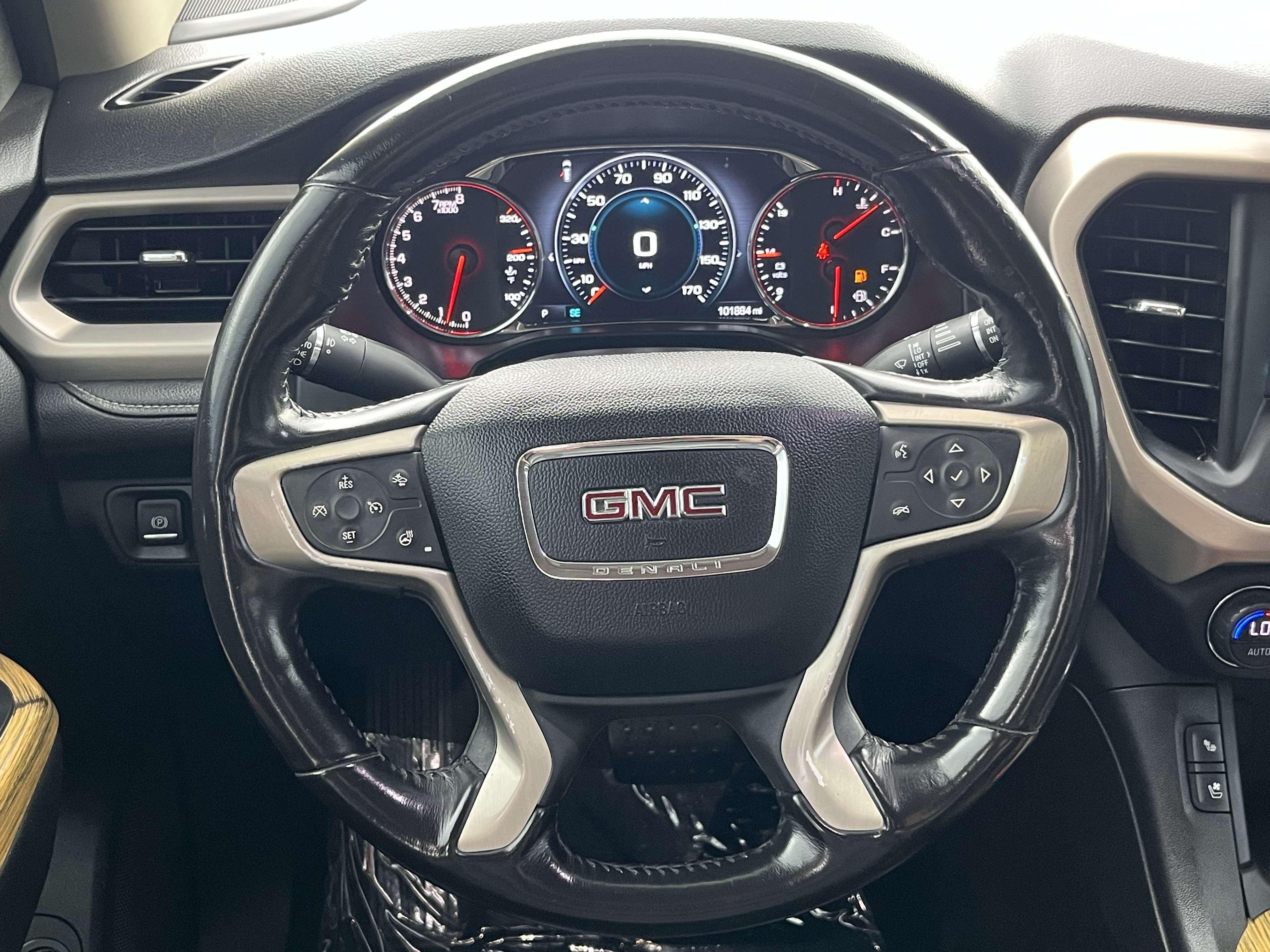 Used 2019 GMC Acadia Denali FWD image 19