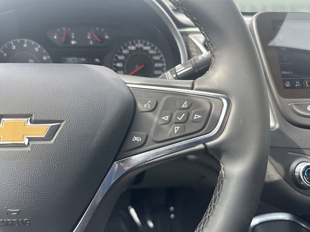 Used 2024 Chevrolet Malibu LT w/ Midnight Edition image 17