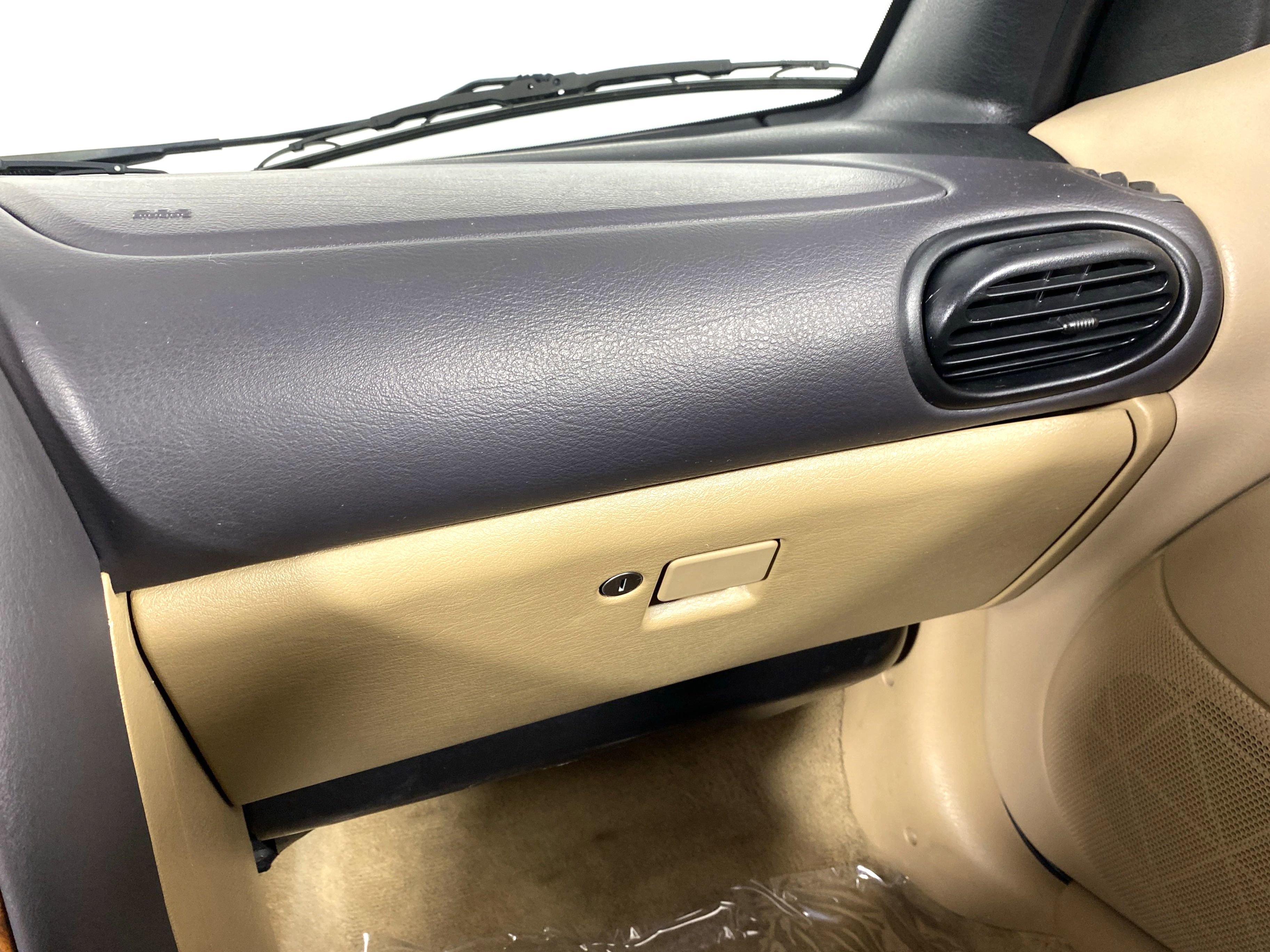 Used 1999 Chrysler Sebring JXI image 27