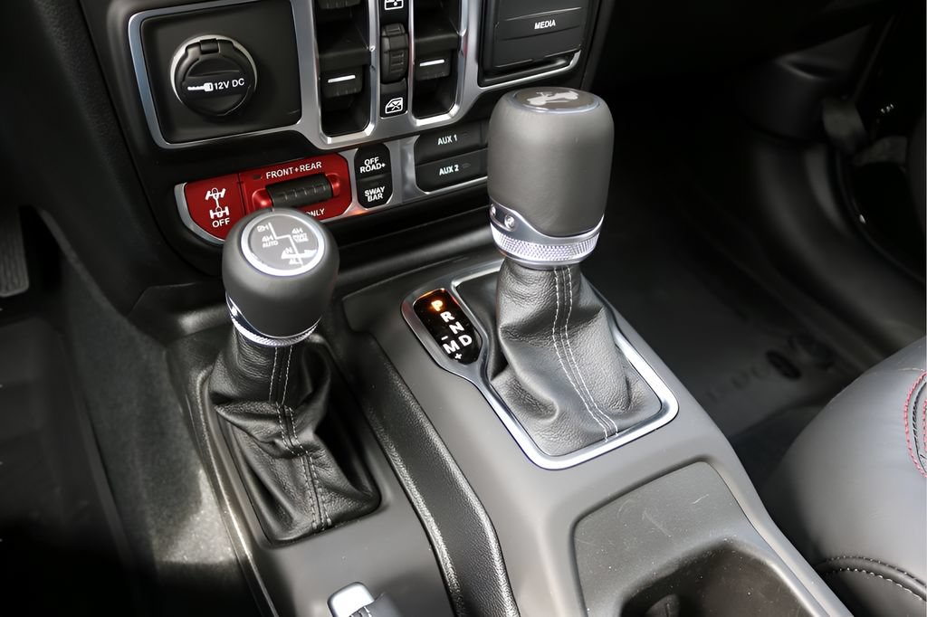Used 2026 Jeep Wrangler Unlimited Rubicon AWD/4WD image 59