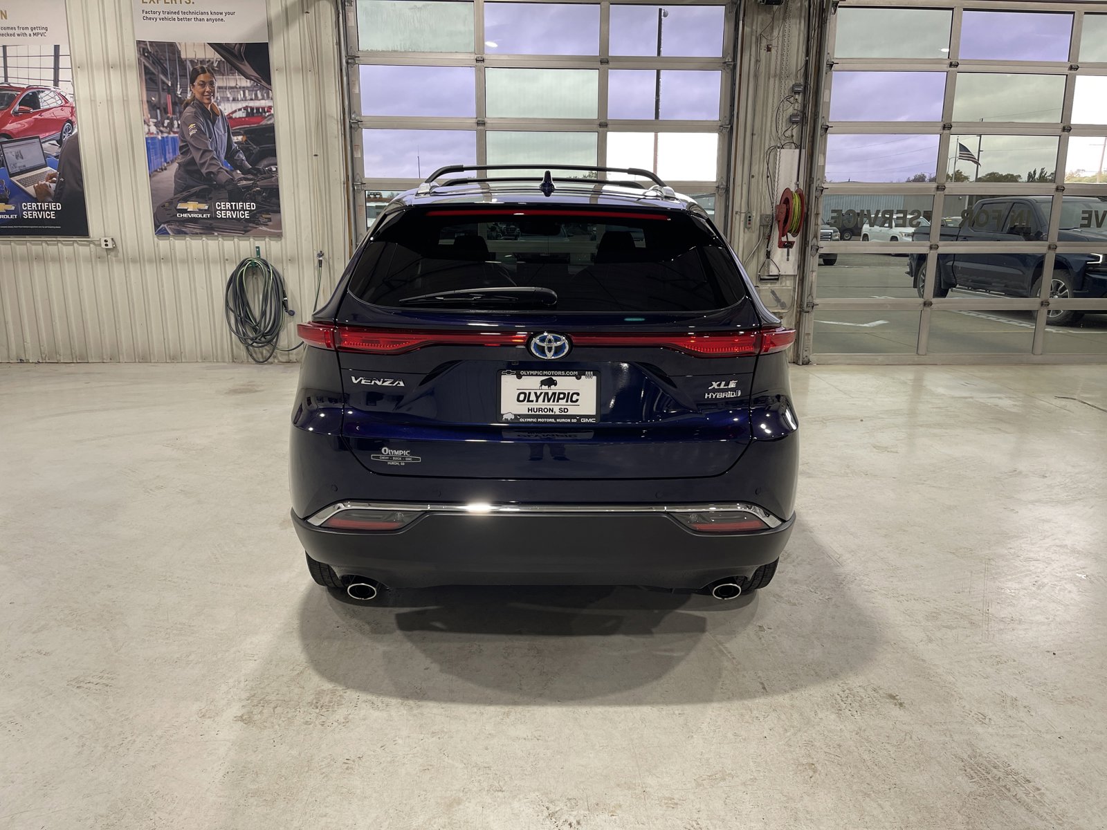 Used 2022 Toyota Venza XLE AWD/4WD image 7